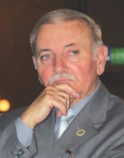 Rom�nia, amenințat�, cu armata... dezarmat�